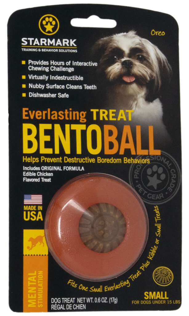 An image of Starmark Pet Products – Everlasting Bento Ball Small with Domed Everlasting Treat