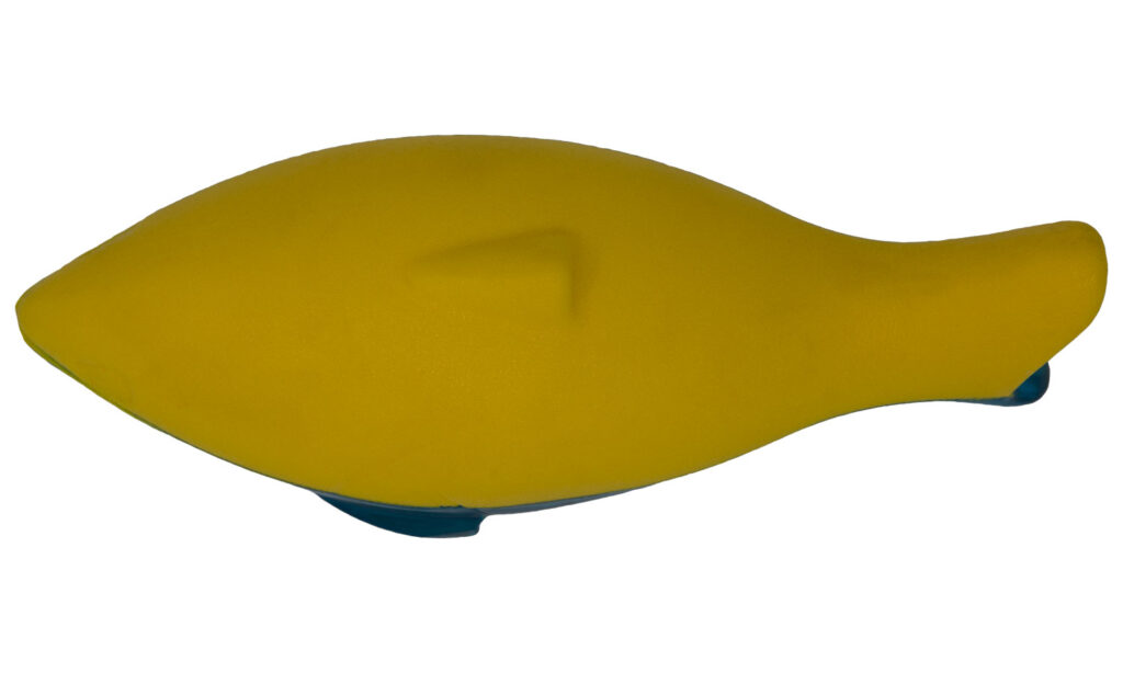 An image of Starmark Pet Products – Aquafoam Shark