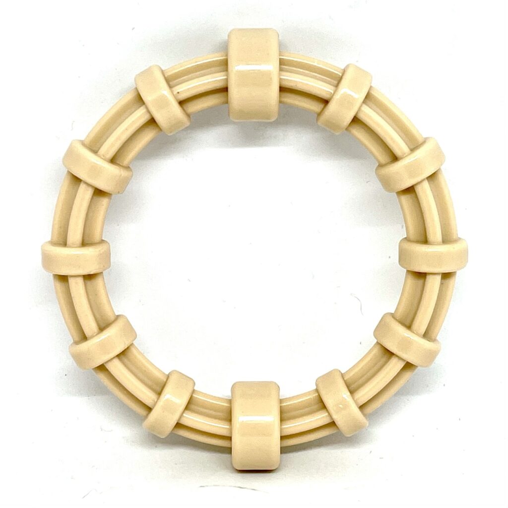 An image of SodaPup – True Dogs, LLC – SP Honeybone – Teething Ring – Cream colored with Chicken flavor